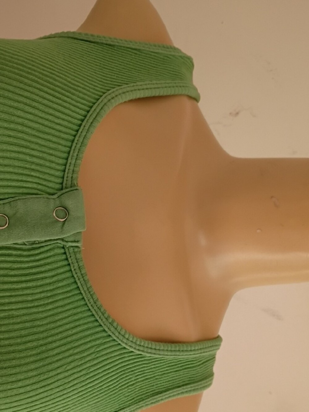 Full Tilt Lime Ribbed Snap-Front Cropped Tank - Picture 3 of 7